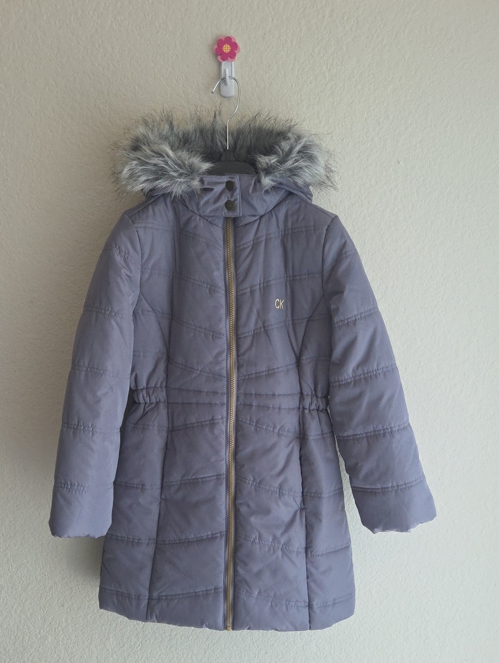 Calvin Klein Girls Light Gray Quilted Puffer Coat with Faux-Fur Hood